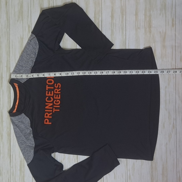 Gen 2 Athletic Shirt - Picture 2 of 8
